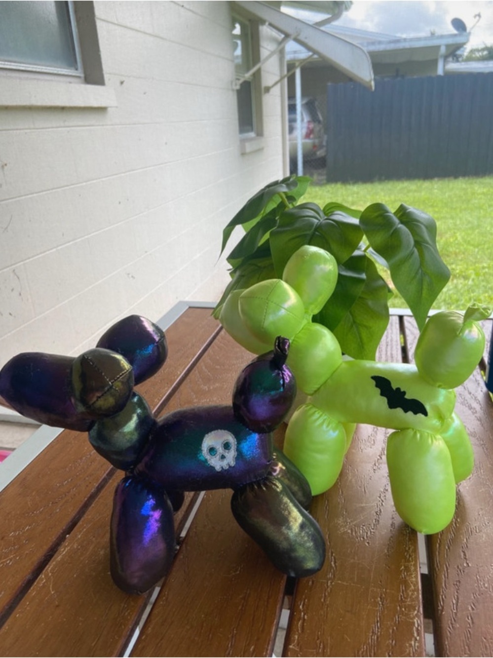 Halloween Balloon Dog Decor - Neon Green & Iridescent Black